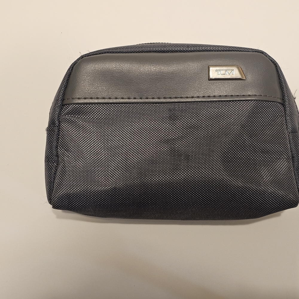 Tumi For Delta Airlines Toiletry Bag